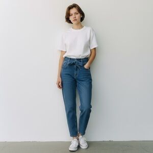 NWT H&M High Waist Mom Jeans